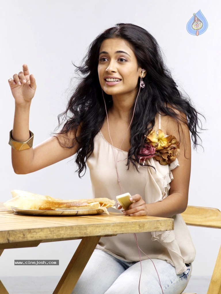 Sarah Jane Dias Hot Stills - 1 / 51 photos