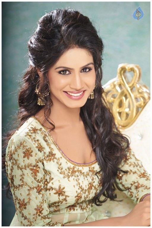 Satvi Lingala New Photos - 16 / 23 photos
