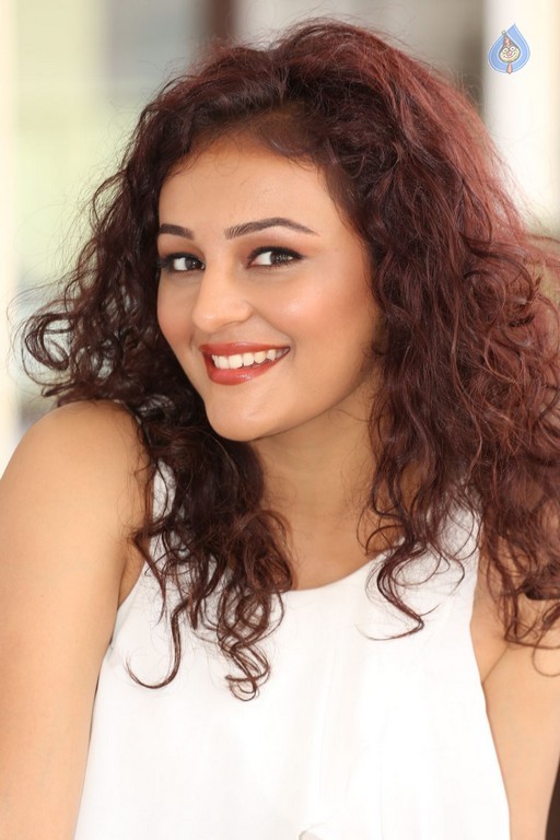 Seerat Kapoor Photos - 6 / 62 photos