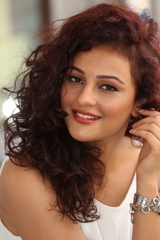 Seerat Kapoor Photos - 52 / 62 photos