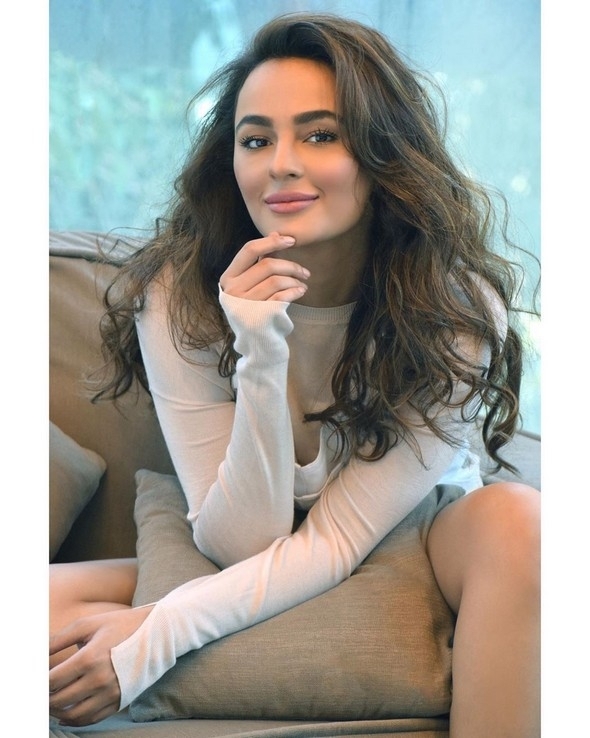 Seerat Kapoor Stills - 19 / 21 photos