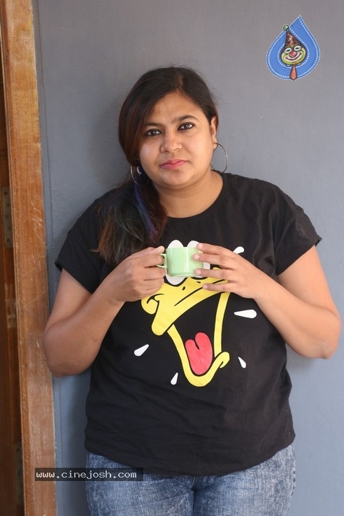 Sesha Sindhu Rao Interview Pics - 11 / 21 photos