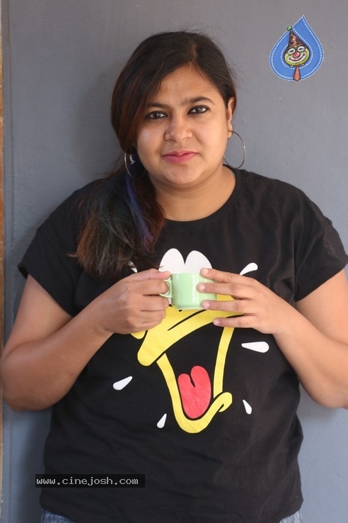 Sesha Sindhu Rao Interview Pics - 20 / 21 photos