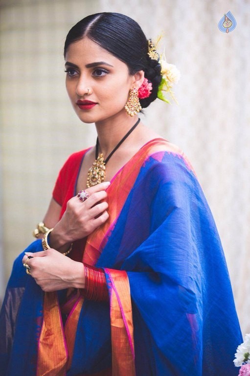 Shalini Vadnikatti New Photos - 18 / 34 photos