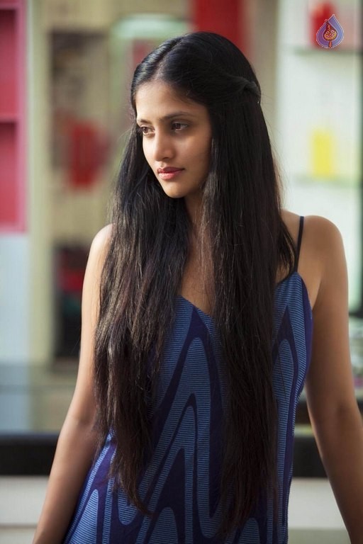 Shalini Vadnikatti New Photos - 32 / 34 photos