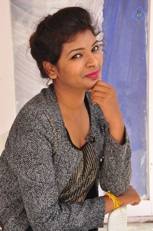 Shamlee Suingaele Photos - 7 / 30 photos