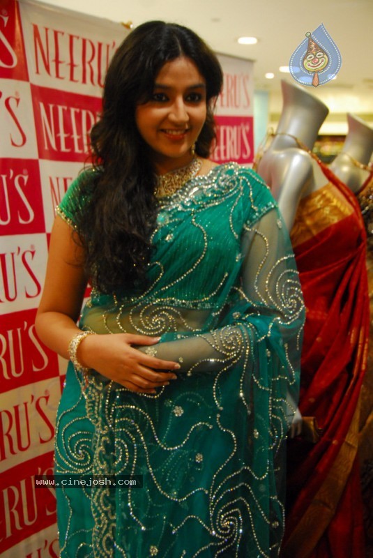 Shanti Rao at Neeru's Shopping Mall - 6 / 52 photos