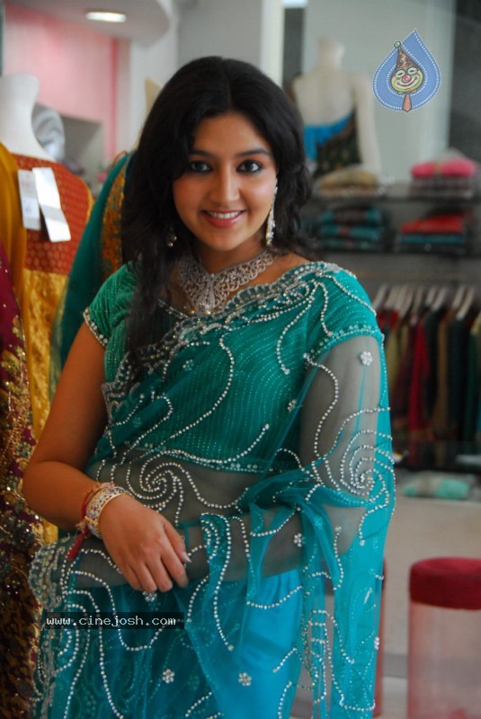 Shanti Rao at Neeru's Shopping Mall - 8 / 52 photos