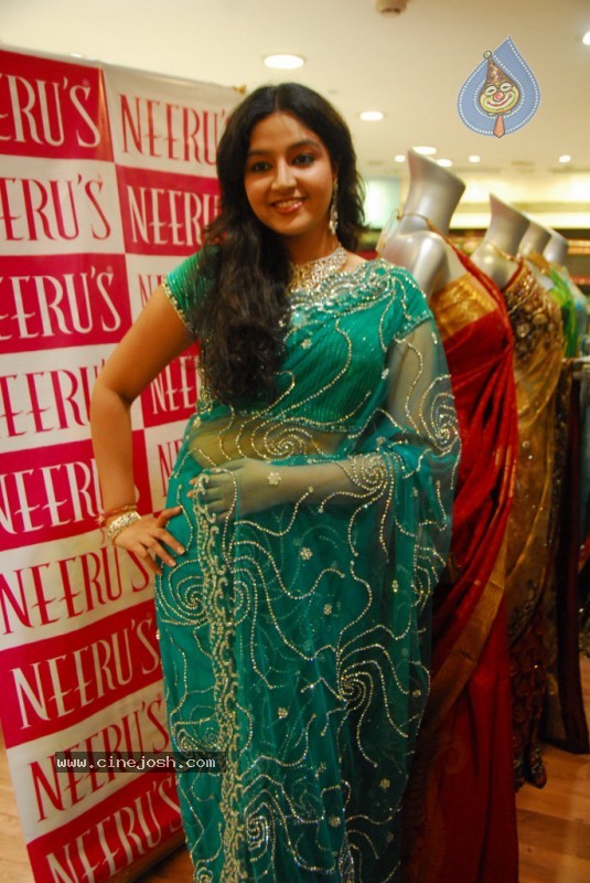 Shanti Rao at Neeru's Shopping Mall - 15 / 52 photos