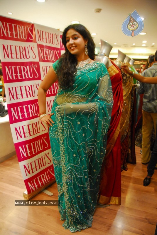 Shanti Rao at Neeru's Shopping Mall - 33 / 52 photos