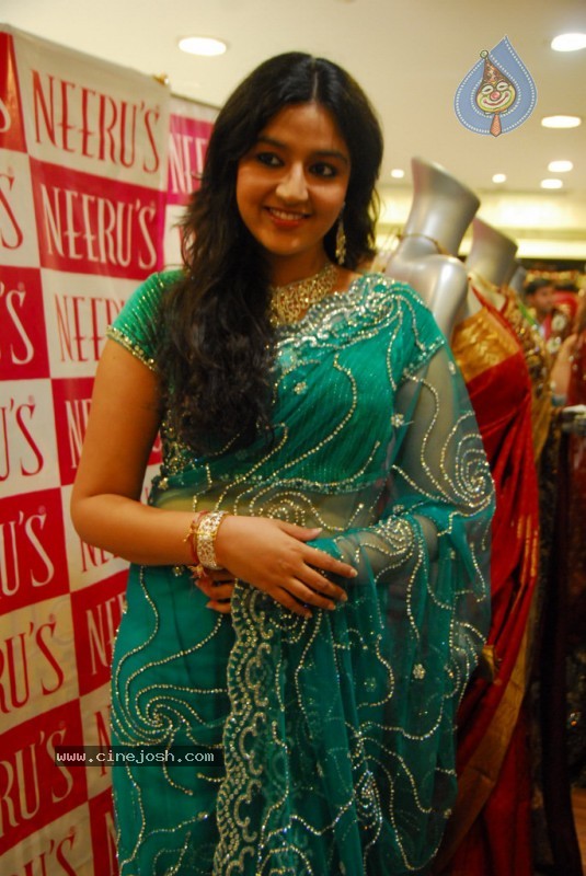 Shanti Rao at Neeru's Shopping Mall - 34 / 52 photos