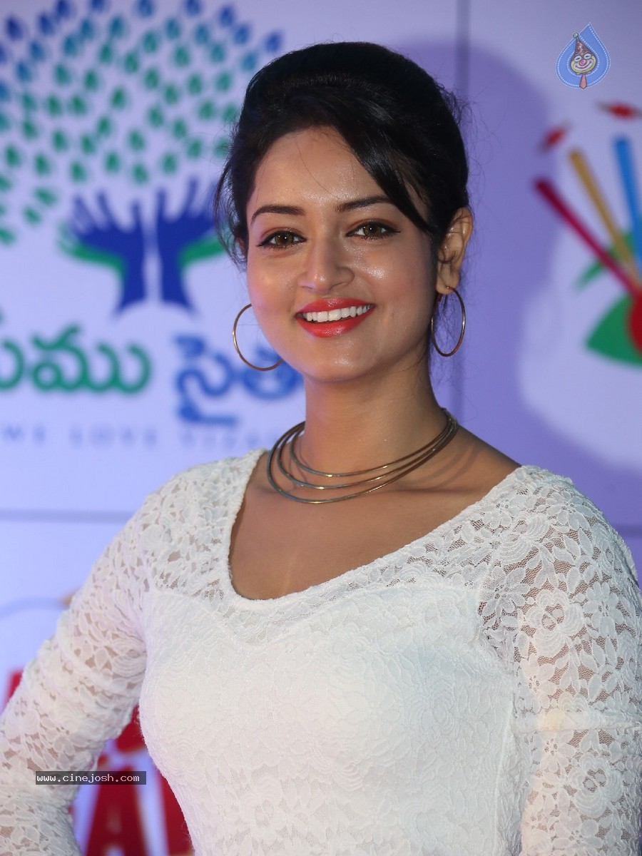 Shanvi Stills - 49 / 78 photos