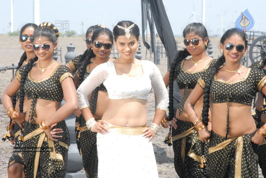 Sharmila Mandre Hot Photos - 31 / 115 photos