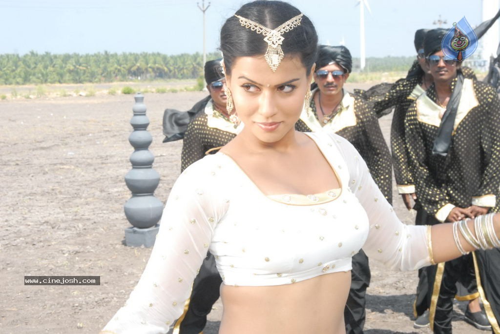 Sharmila Mandre Hot Photos - 81 / 115 photos