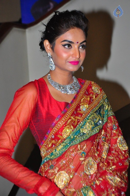 Sharon Fernandes Latest Gallery - 2 / 29 photos