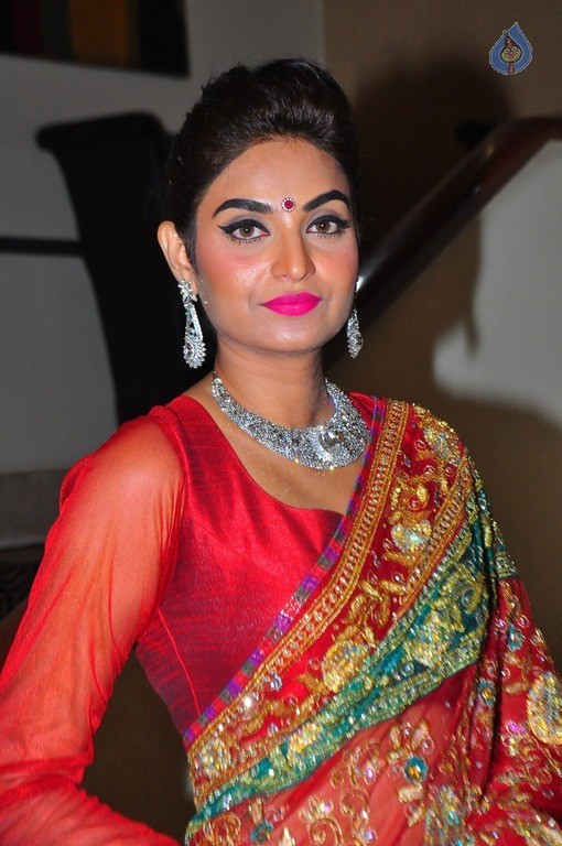 Sharon Fernandes Latest Gallery - 21 / 29 photos