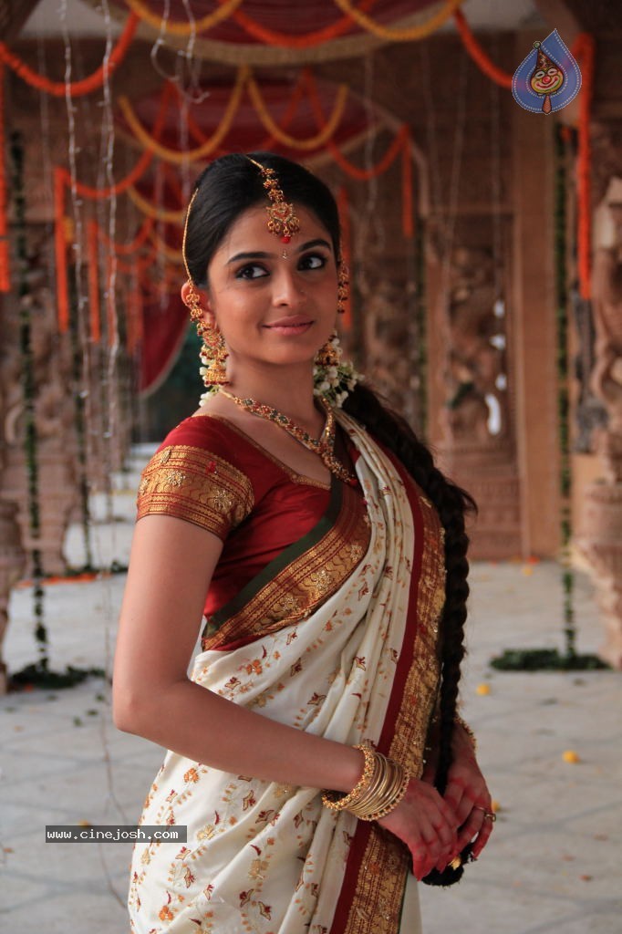Sheena New Photos - 33 / 78 photos