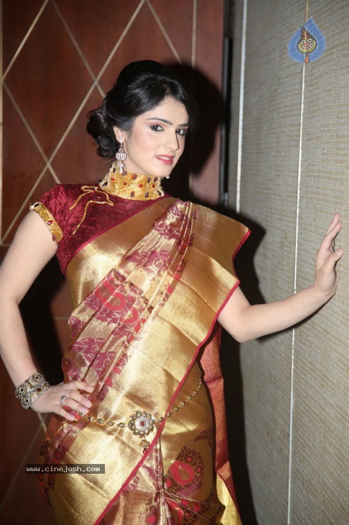 Shefali Sharma Latest Photos - 38 / 61 photos