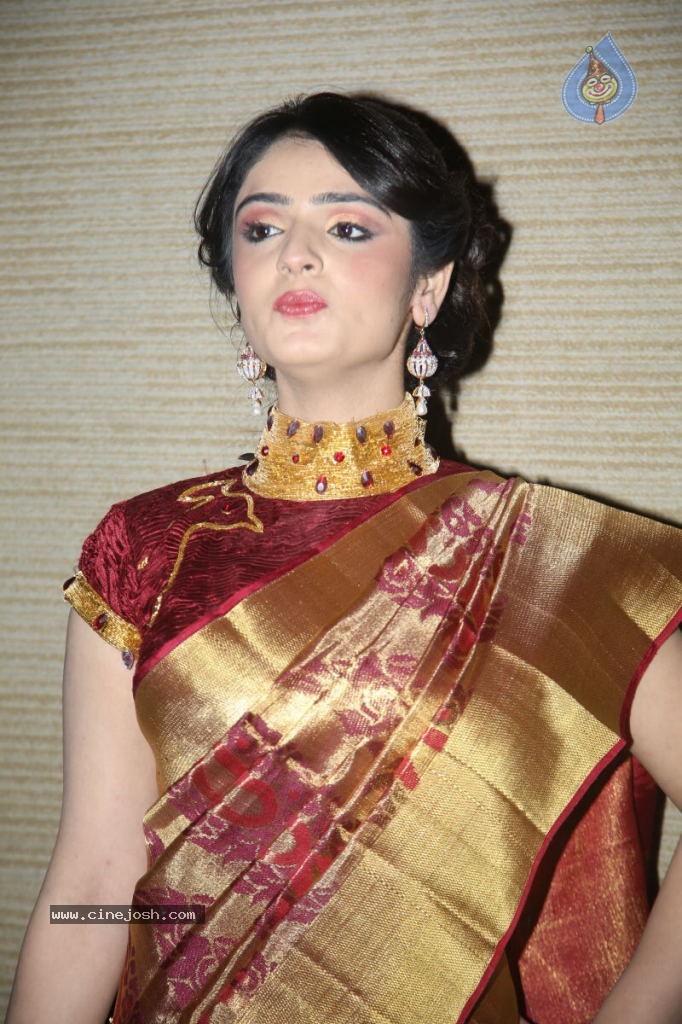 Shefali Sharma Latest Photos - 40 / 61 photos