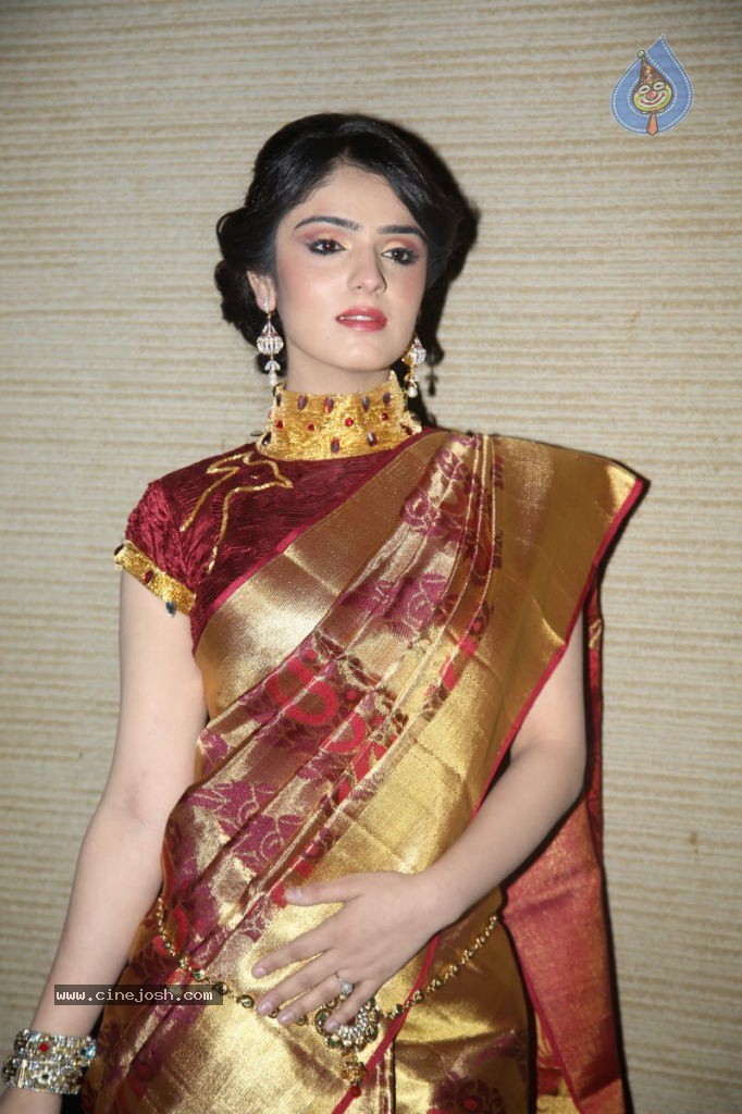 Shefali Sharma Latest Photos - 42 / 61 photos