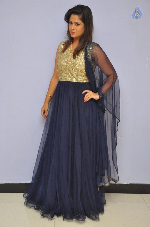 Shilpa Chakravarthy Latest Photos - 42 / 42 photos