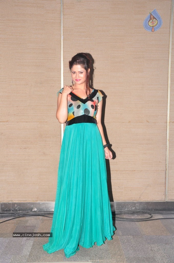 Shilpa Chakravarthy Latest Photos - 21 / 42 photos