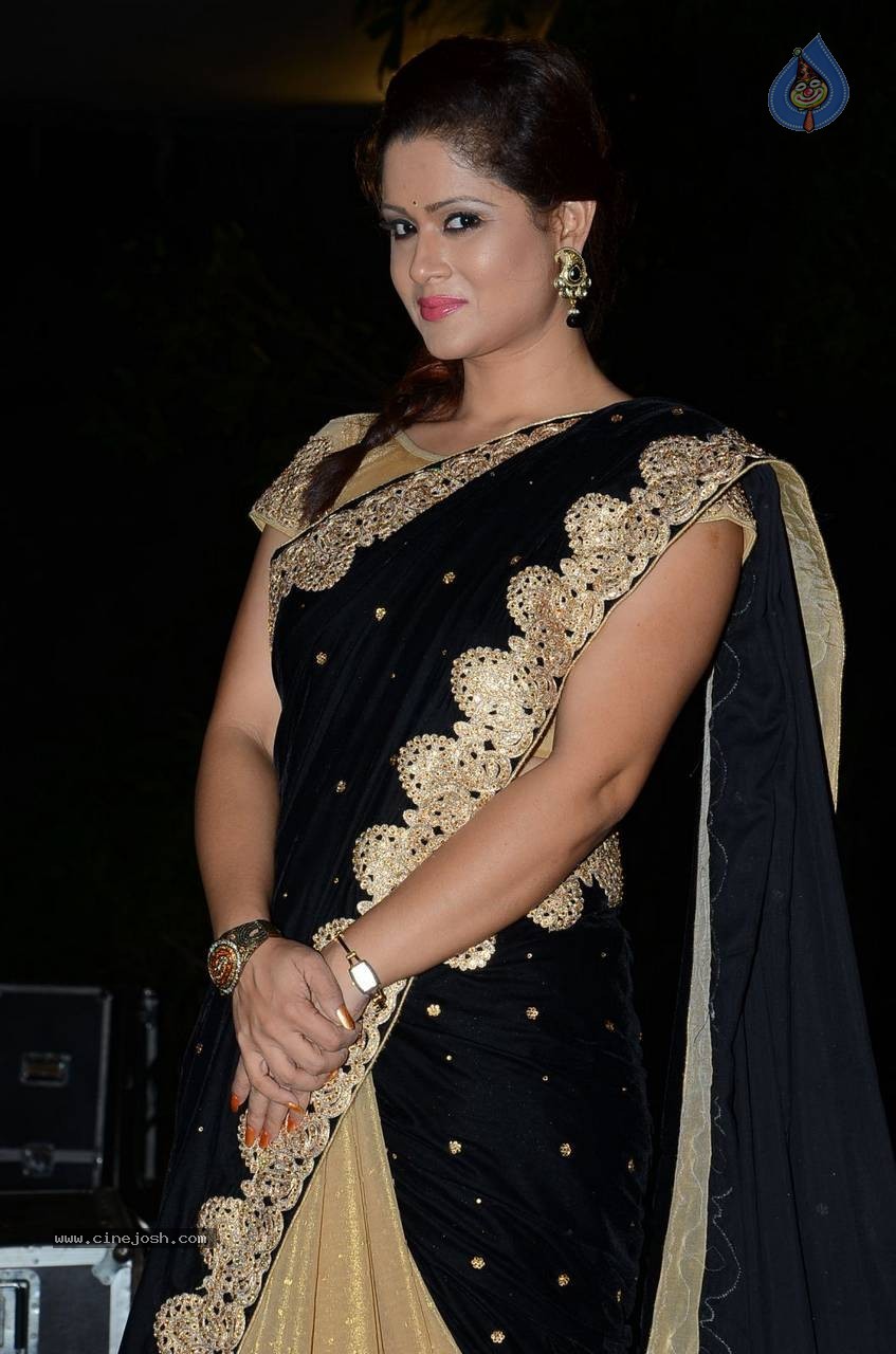 Shilpa Chakravarthy New Pics - 1 / 22 photos