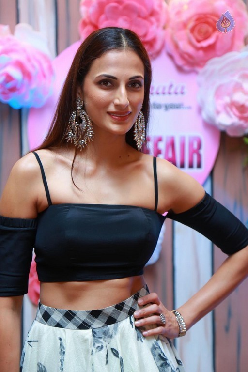Shilpa Reddy Latest Photos - 27 / 42 photos