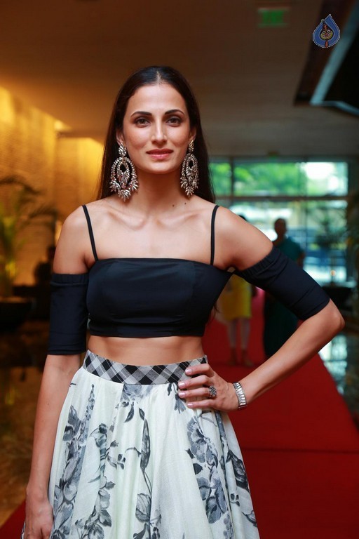 Shilpa Reddy Latest Photos - 39 / 42 photos