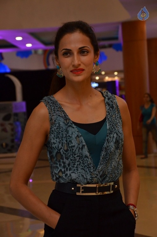 Shilpa Reddy Latest Photos - 13 / 30 photos