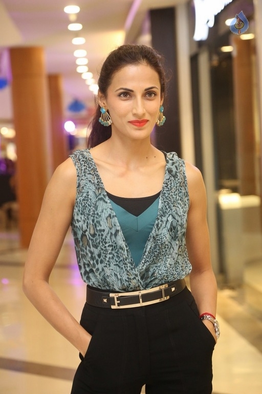 Shilpa Reddy Latest Photos - 22 / 30 photos