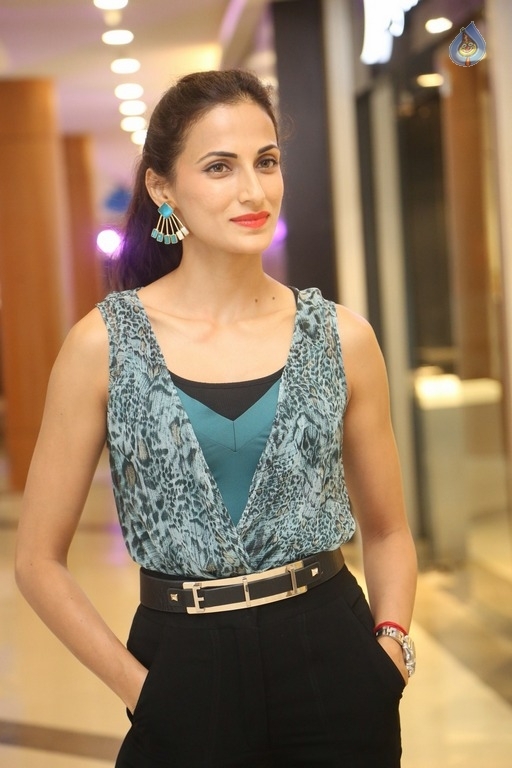 Shilpa Reddy Latest Photos - 24 / 30 photos