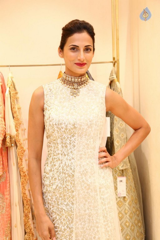 Shilpa Reddy New Pics - 2 / 41 photos
