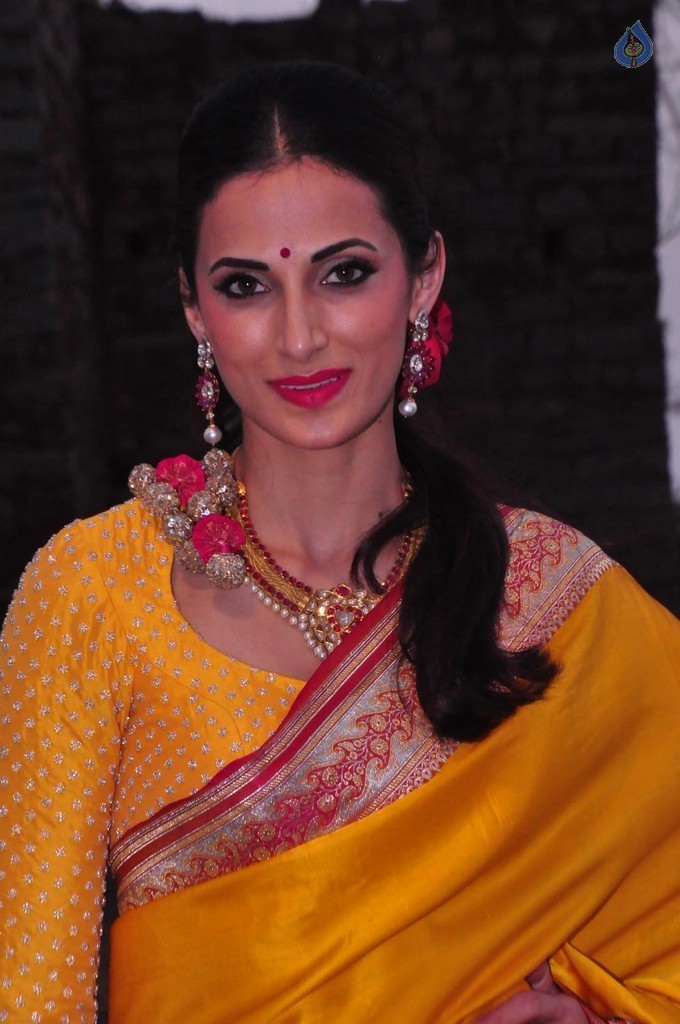 Shilpa Reddy Pics - 26 / 35 photos