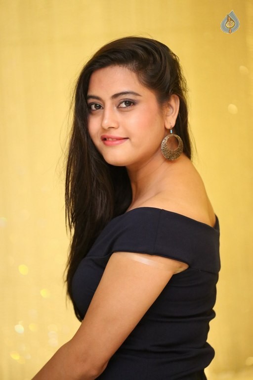 Shipraa Gaur Kavya Photos - 39 / 42 photos