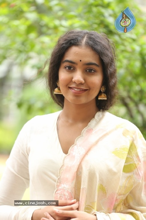 Shivathmika Rajashekar Photos - 11 / 21 photos