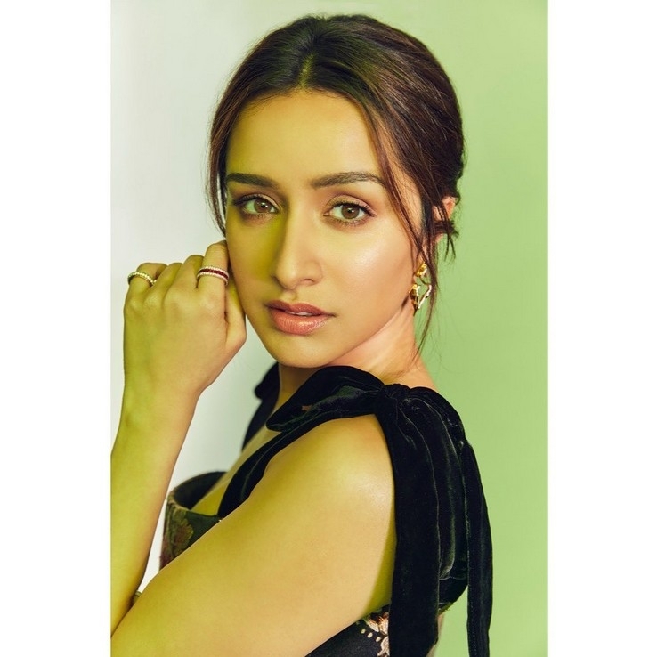 Shraddha Kapoor Photos - 11 / 13 photos