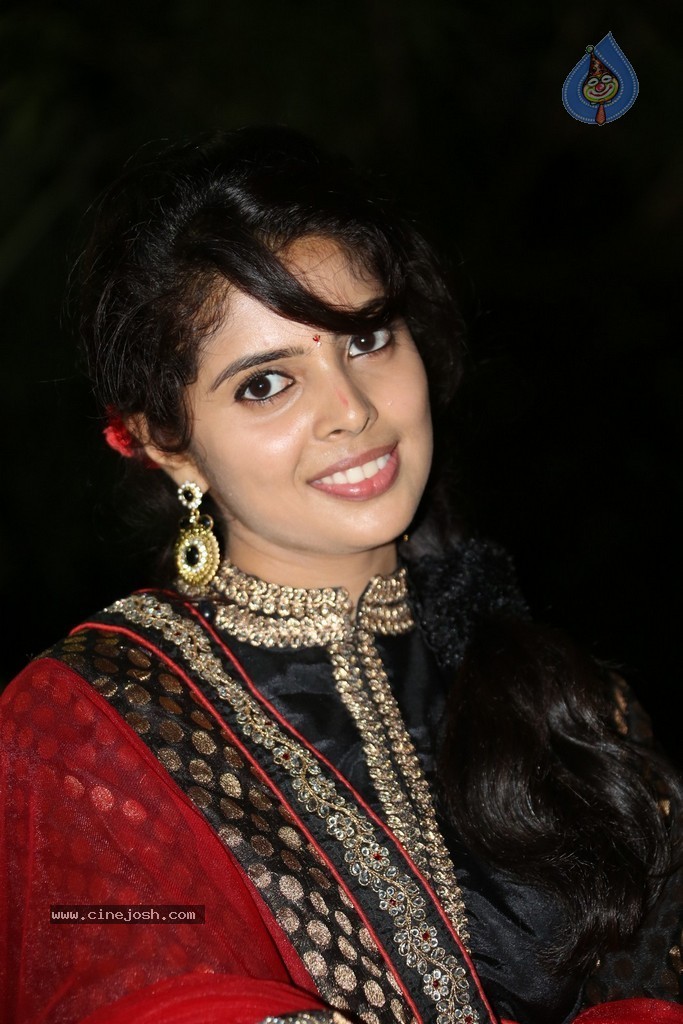 Shravya New Photos - 8 / 126 photos