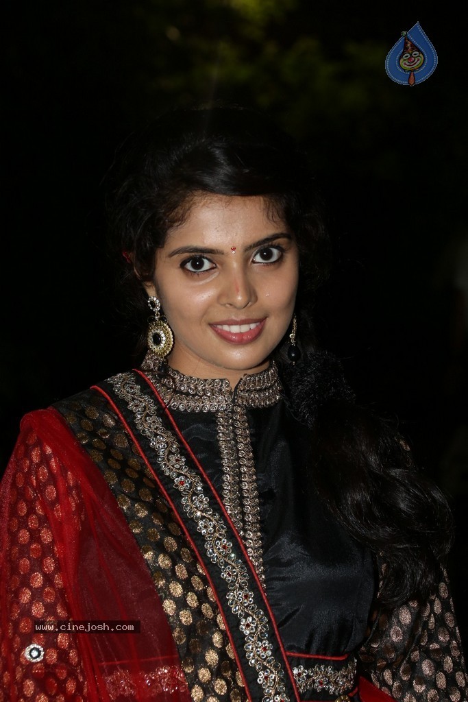 Shravya New Photos - 72 / 126 photos