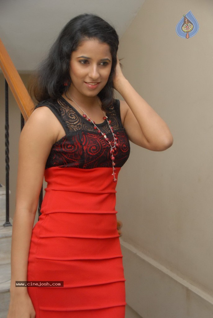Shravya Reddy New Photos - 41 / 59 photos
