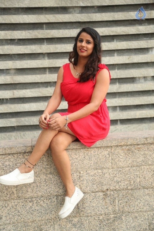 Shravya Reddy Photos - 3 / 37 photos