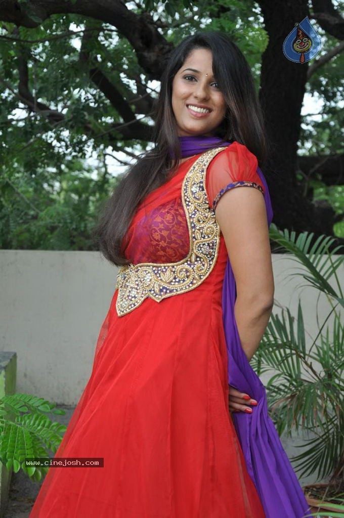 Shravya Reddy Stills - 2 / 57 photos
