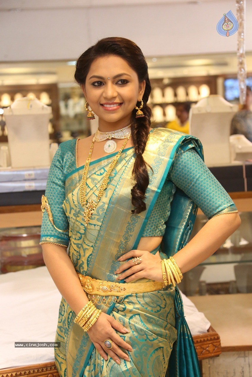 Shree Stills - 52 / 60 photos