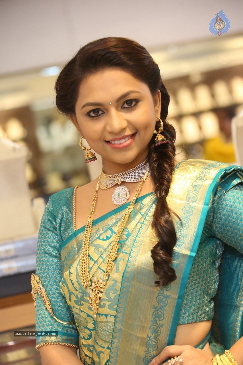 Shree Stills - 56 / 60 photos
