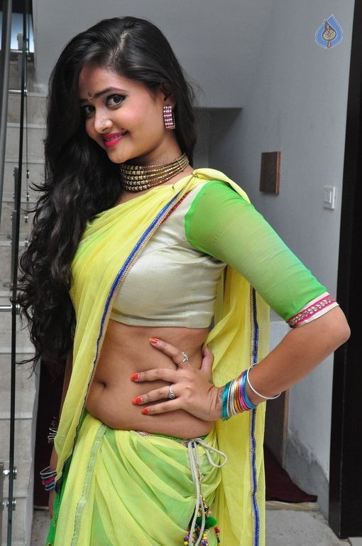 Shreya Vyas New Images - 30 / 39 photos