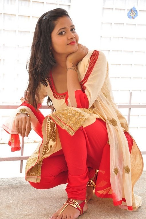 Shreya Vyas New Photos - 30 / 41 photos