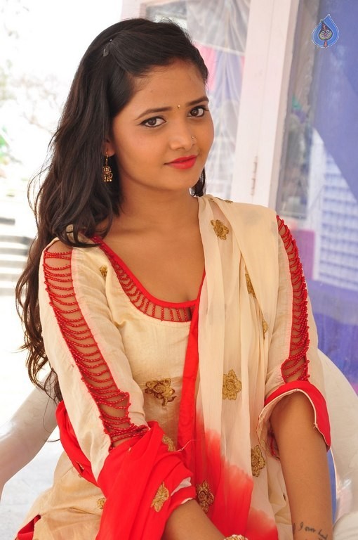 Shreya Vyas New Photos - 39 / 41 photos