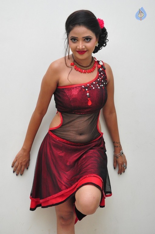 Shreya Vyas New Stills - 1 / 27 photos