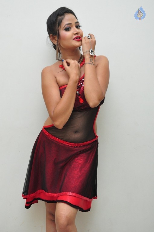 Shreya Vyas New Stills - 21 / 27 photos