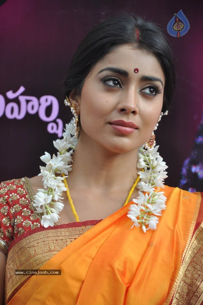 Saran Sex - Shriya Latest Photos - Photo 1 of 60